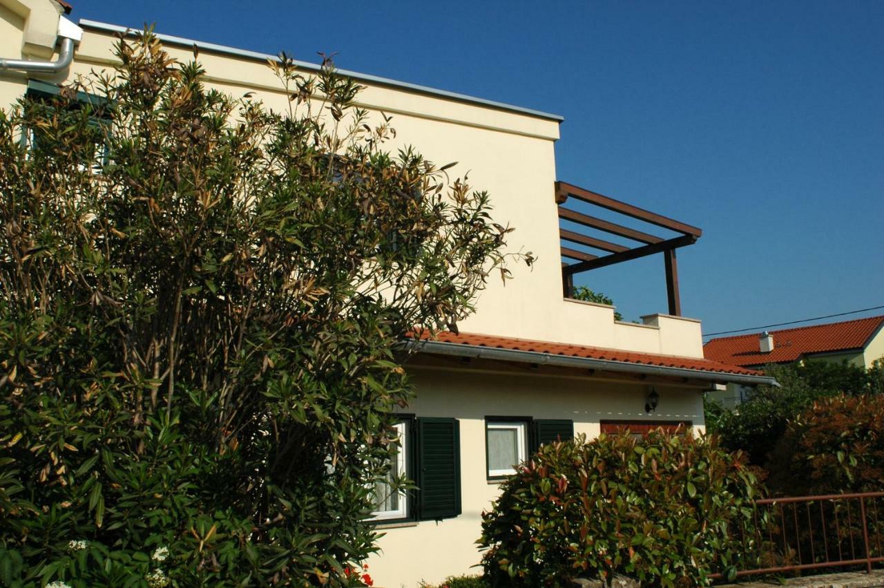 House Villa Mare Malinska Exterior photo