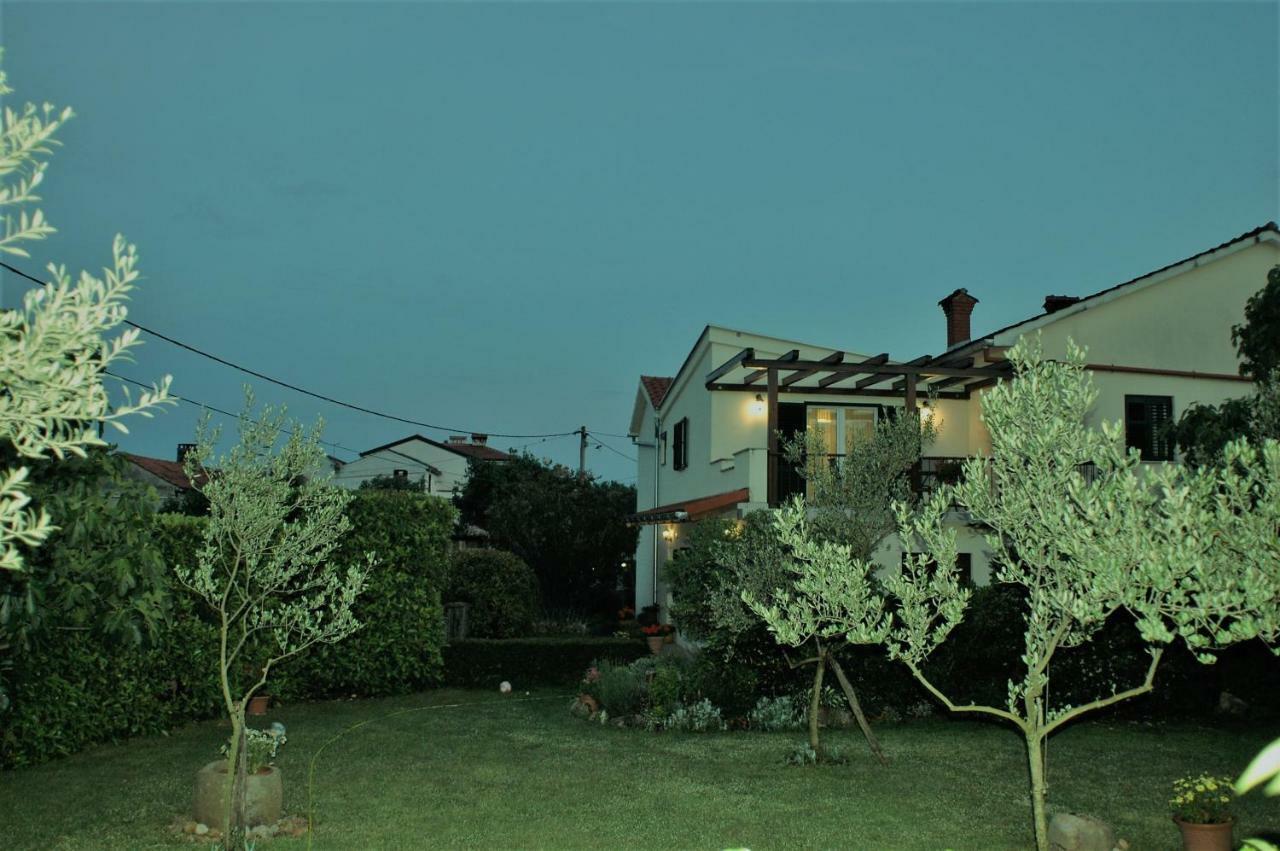 House Villa Mare Malinska Exterior photo